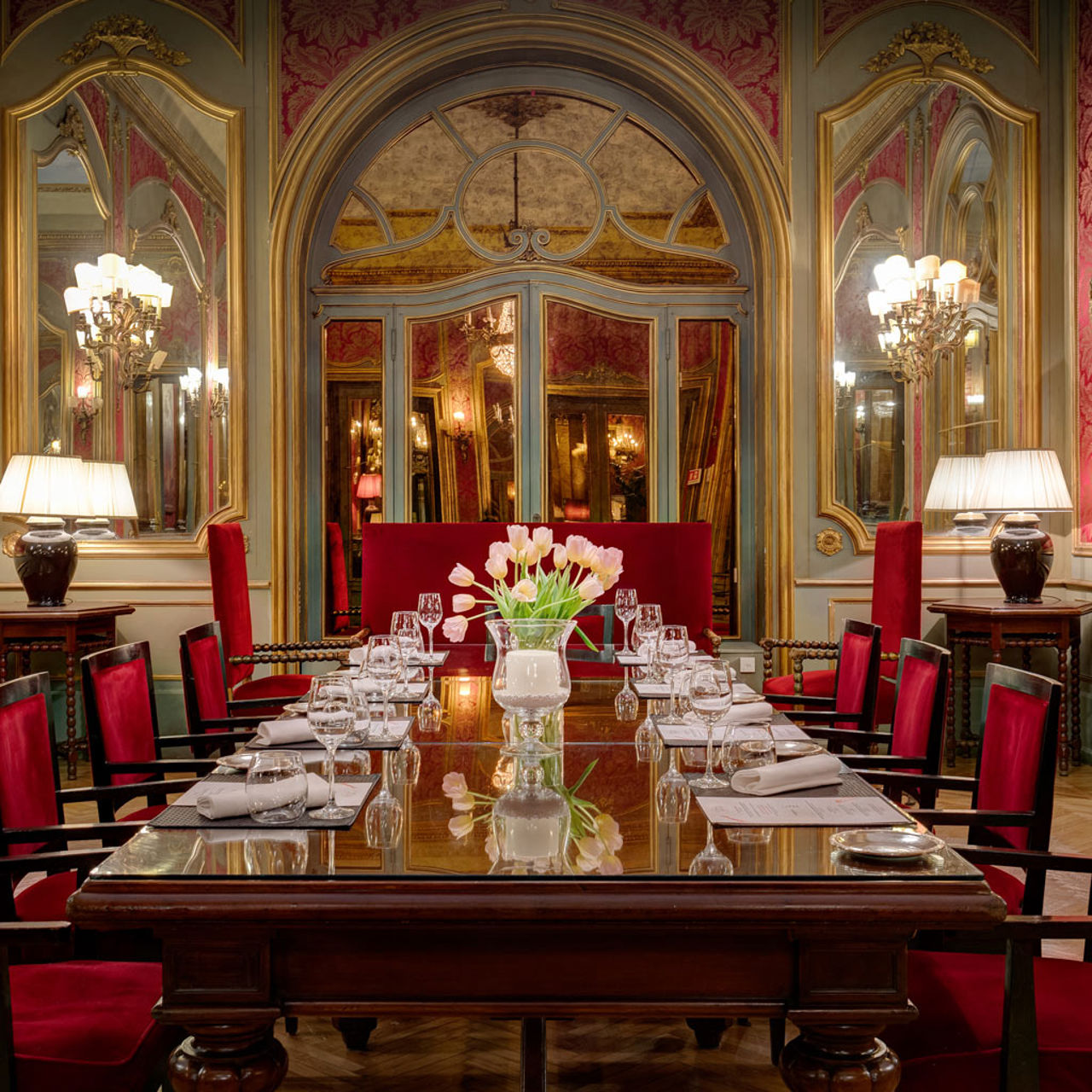 Eighteenth-Century Italian Elegance and Luxury