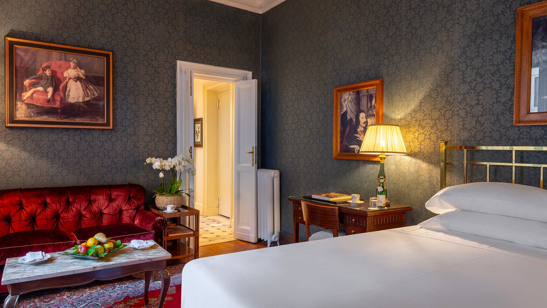 Junior Suites in luxury hotels in Rome