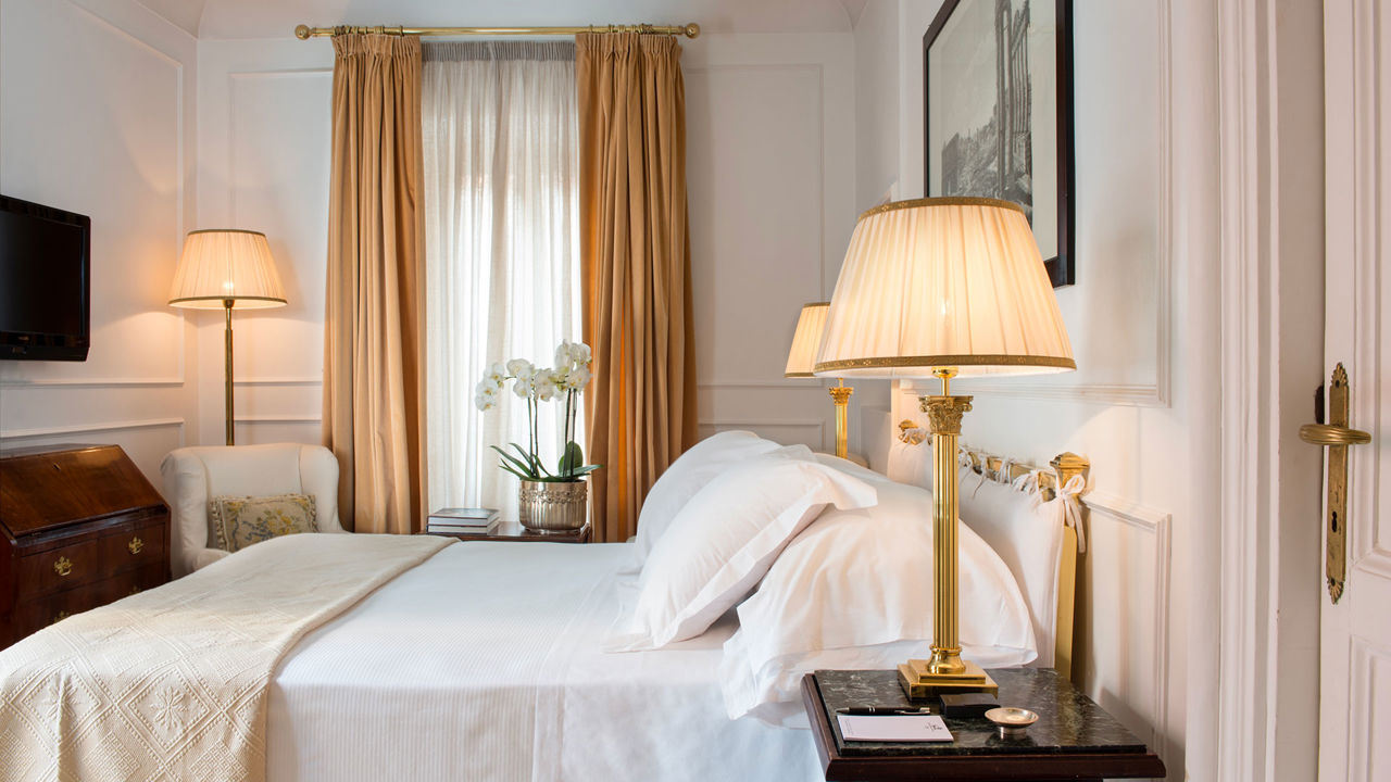 Uniqueness of the Classic Rooms