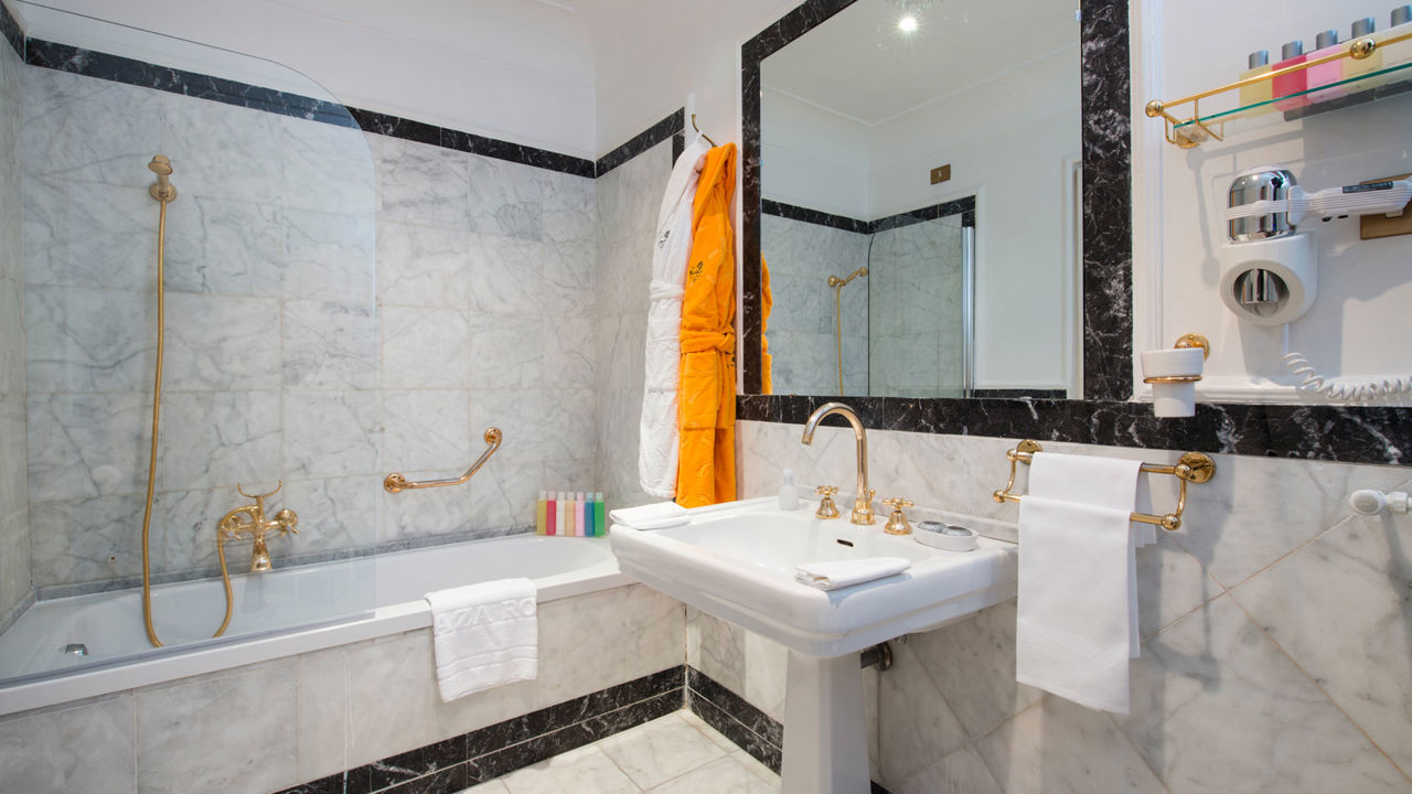 Family Room features and facilities