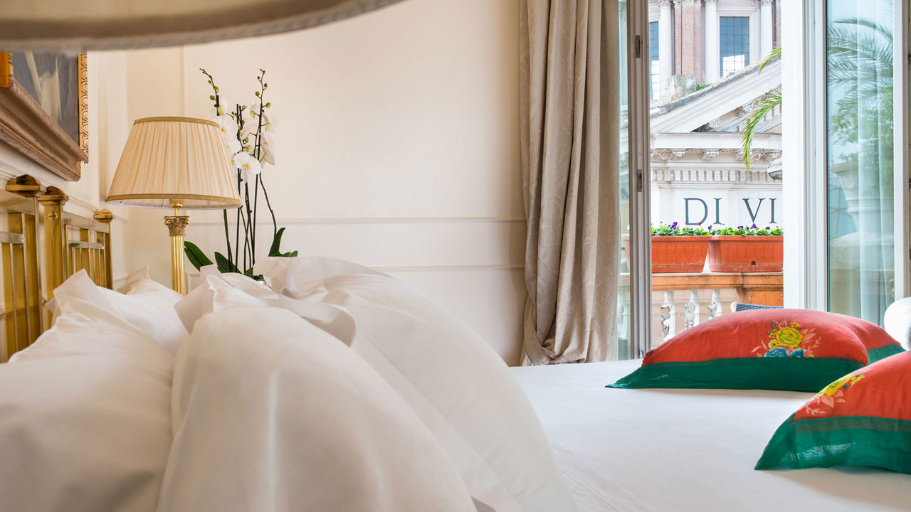 Features and facilities of the Room