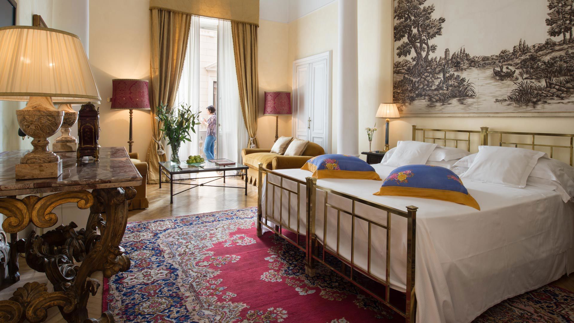 Pietro Mascagni Presidential Suite - with view of Via del Corso