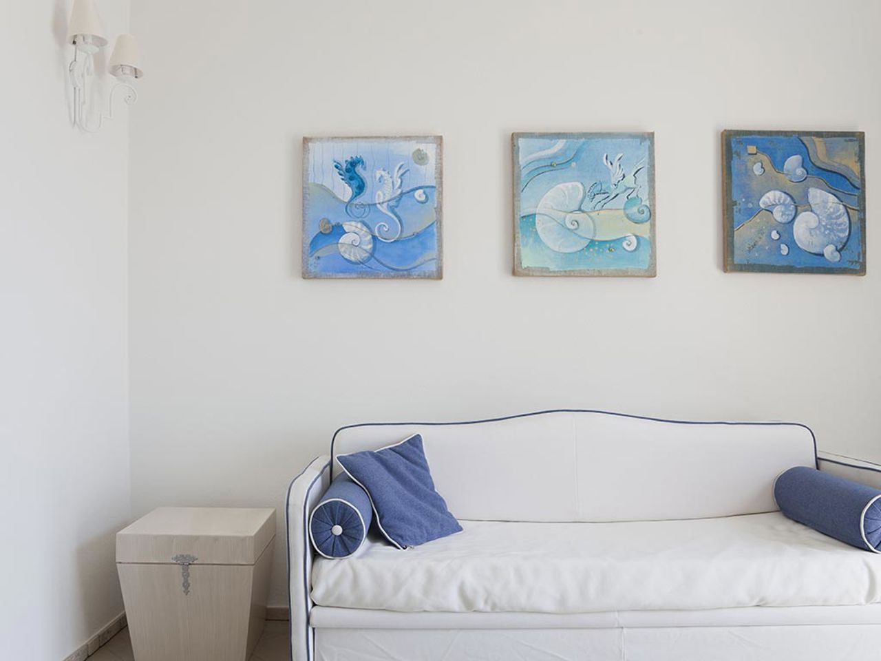 Gallery 33