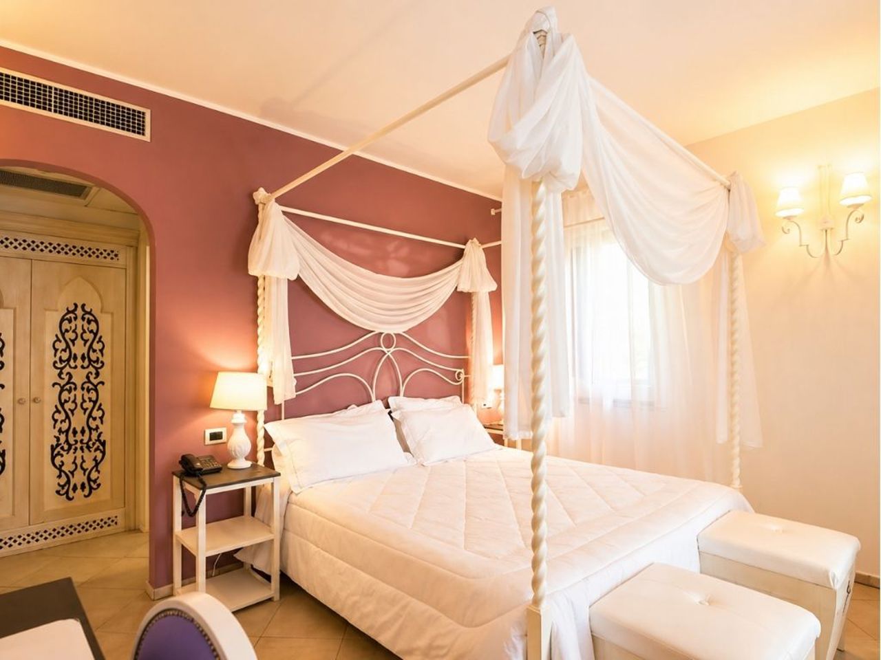 Rooms 9