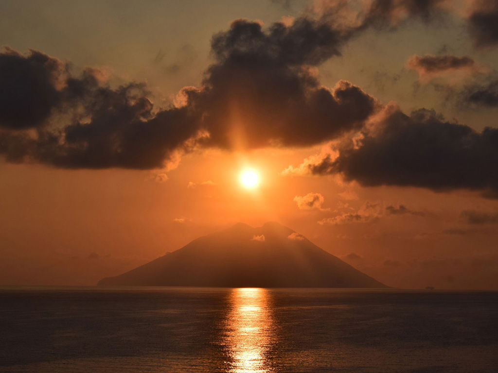 STROMBOLI 3
