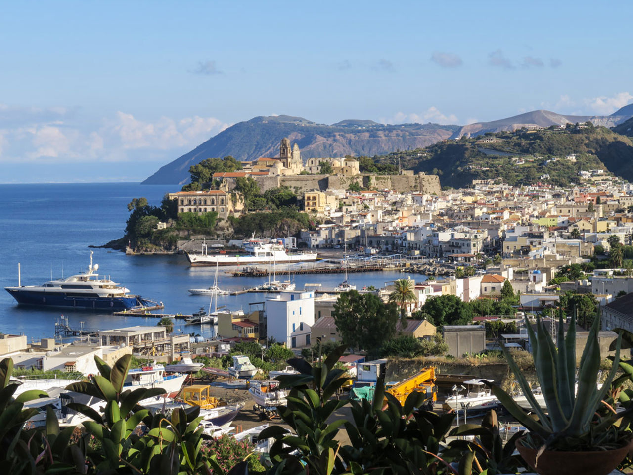 Destination Aeolian Islands 4