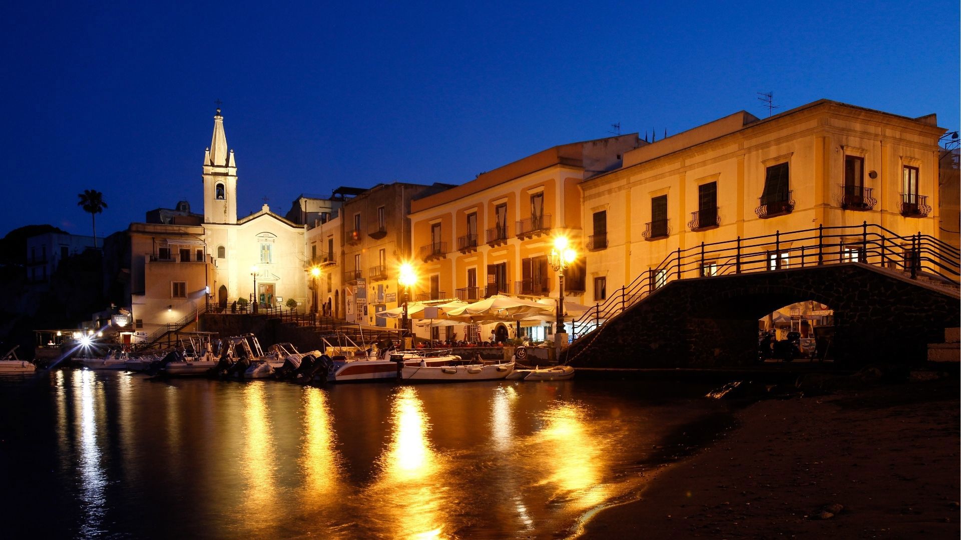 Lipari Autentica – Passeggiata nel Cuore Storico 8