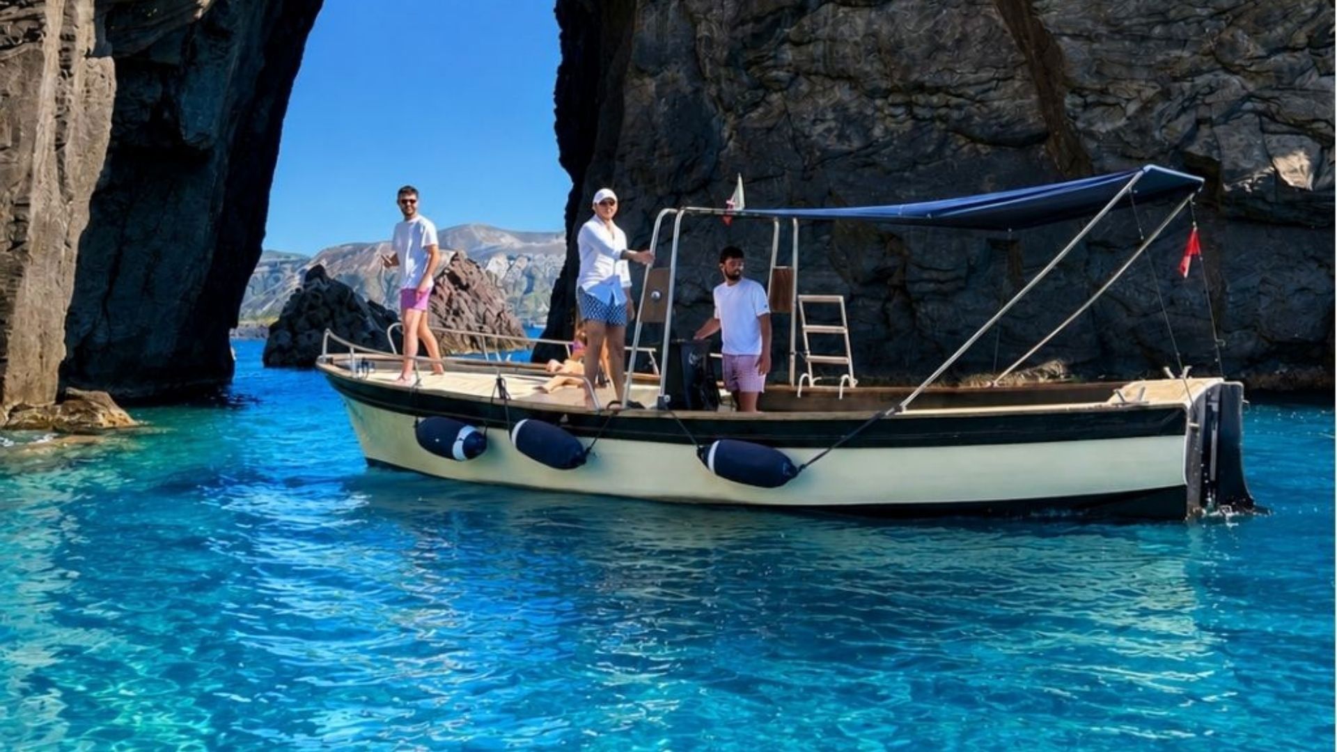 Tour di Lipari in barca 8