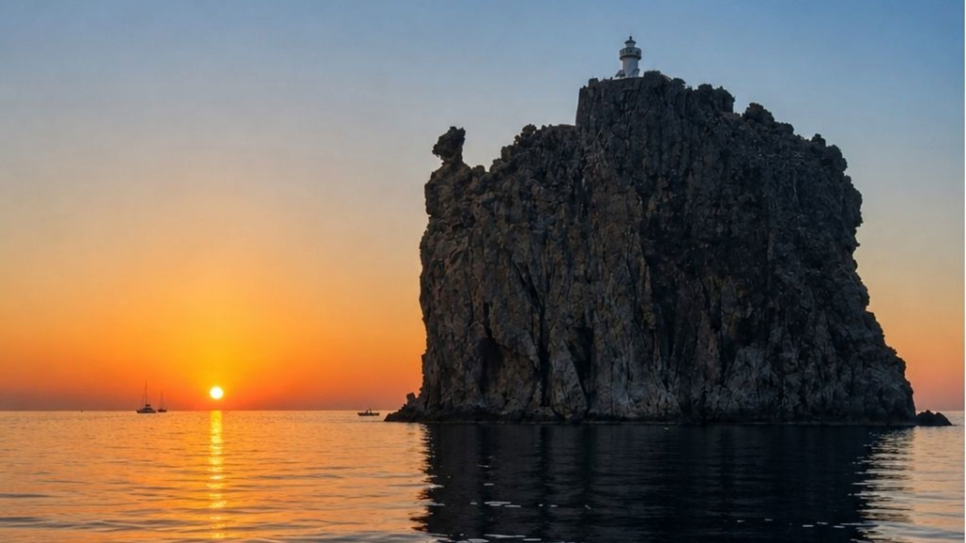 Tour di Panarea & Stromboli in barca by night 7