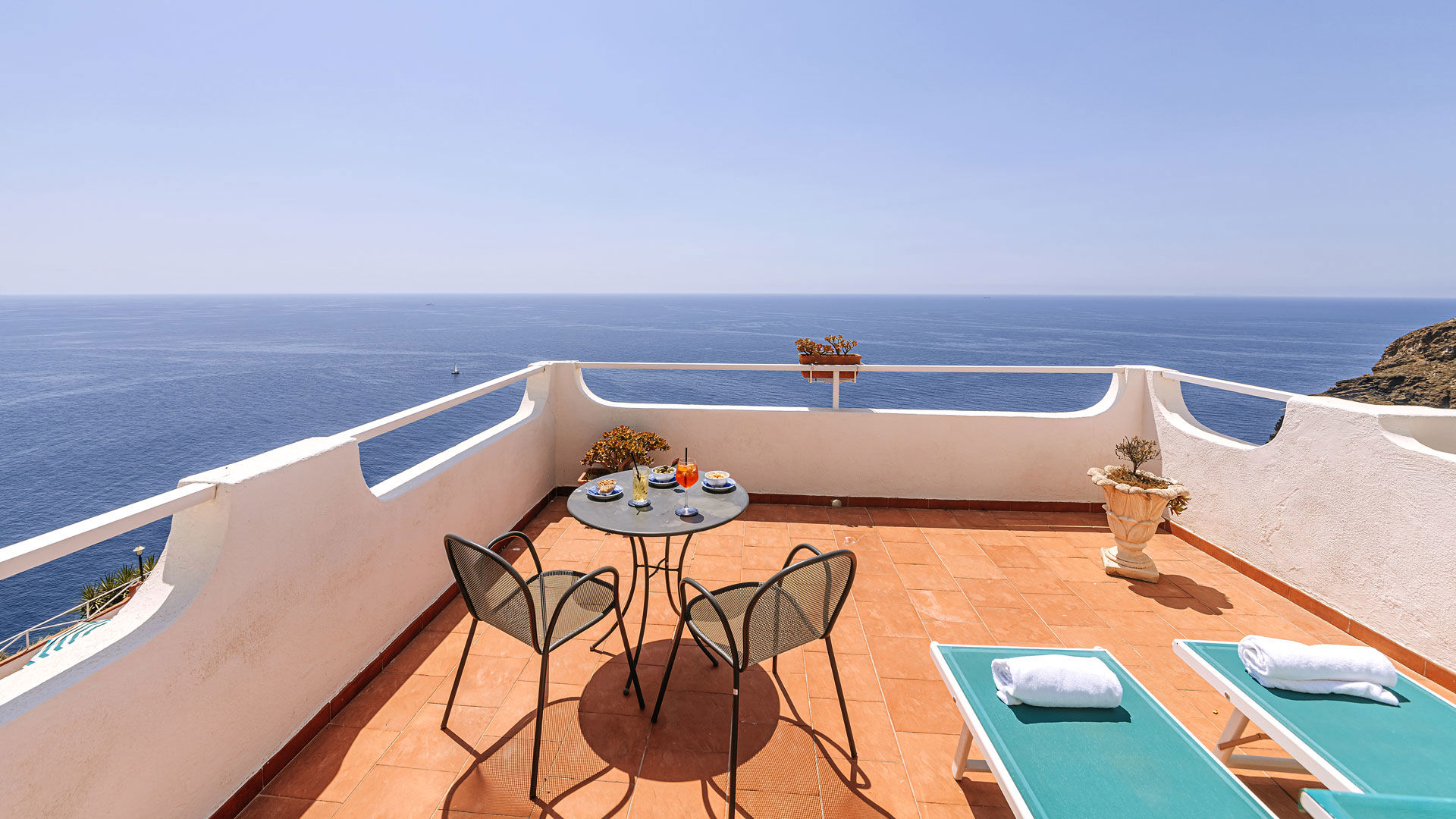 Hotel Grazia Alla Scannella - Un’isola da vivere, un luogo da ricordare