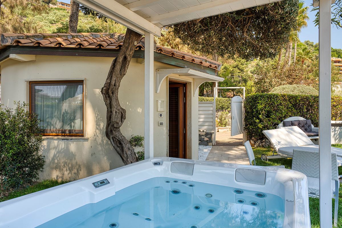 Superior Vista Mare con Jacuzzi 371