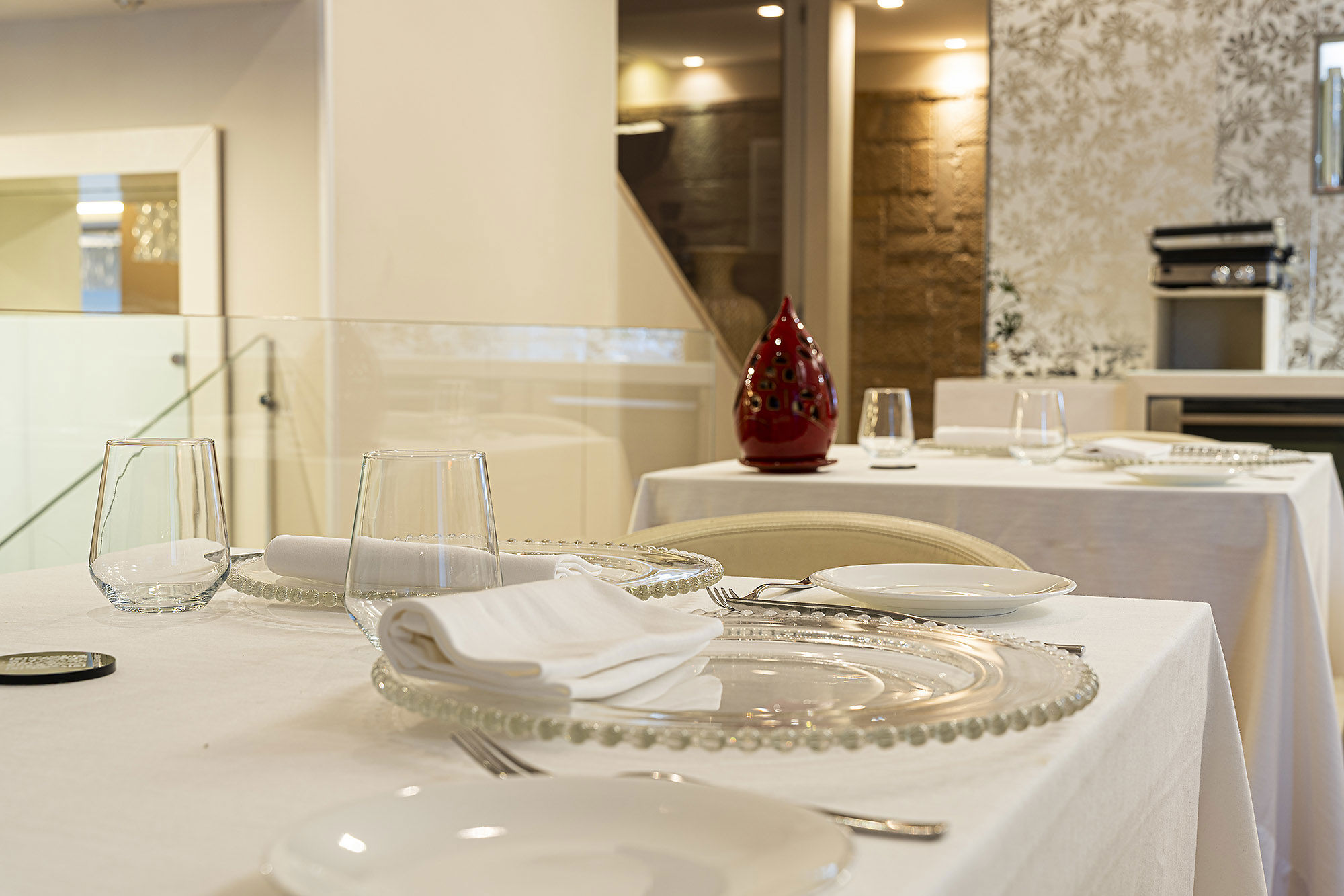 Executive Lounge Restaurant 373