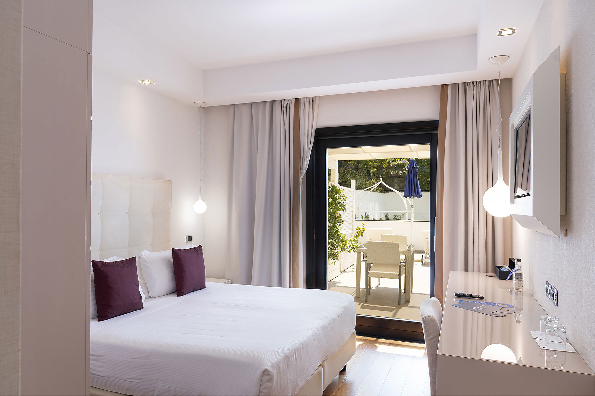Deluxe Room 365