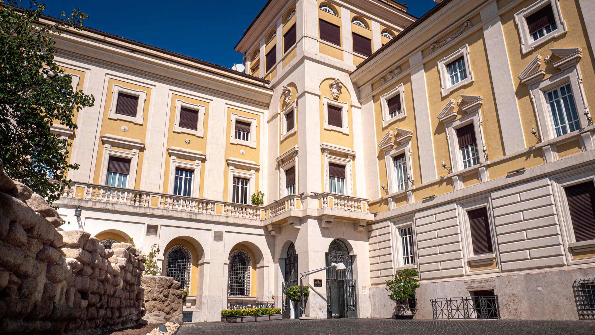 The Servian Walls in the garden of Palazzo Montemartini 366
