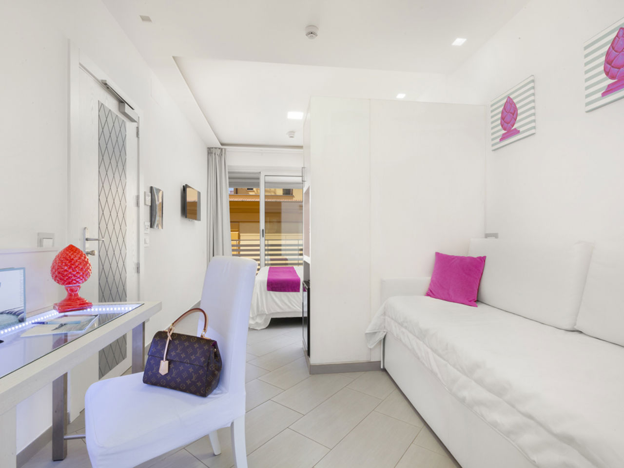 Tasso Suites & Spa Tasso Suites & Spa