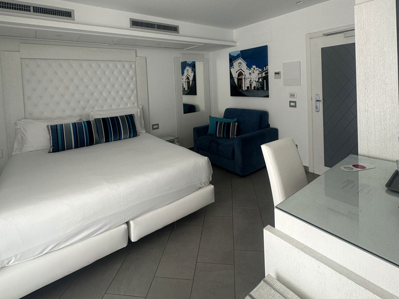 Tasso Suites & Spa Tasso Suites & Spa