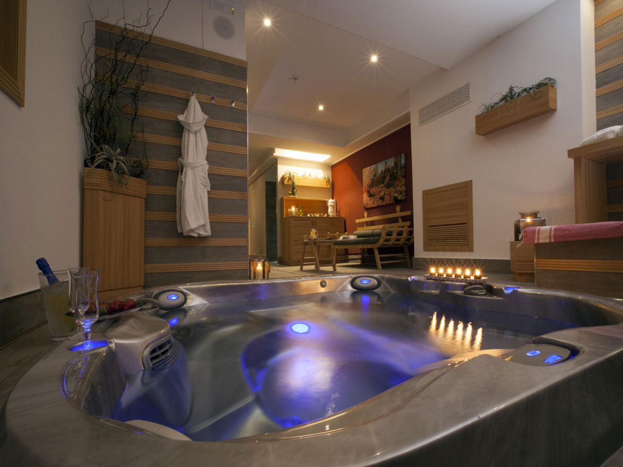 Tasso Suites & Spa Tasso Suites & Spa