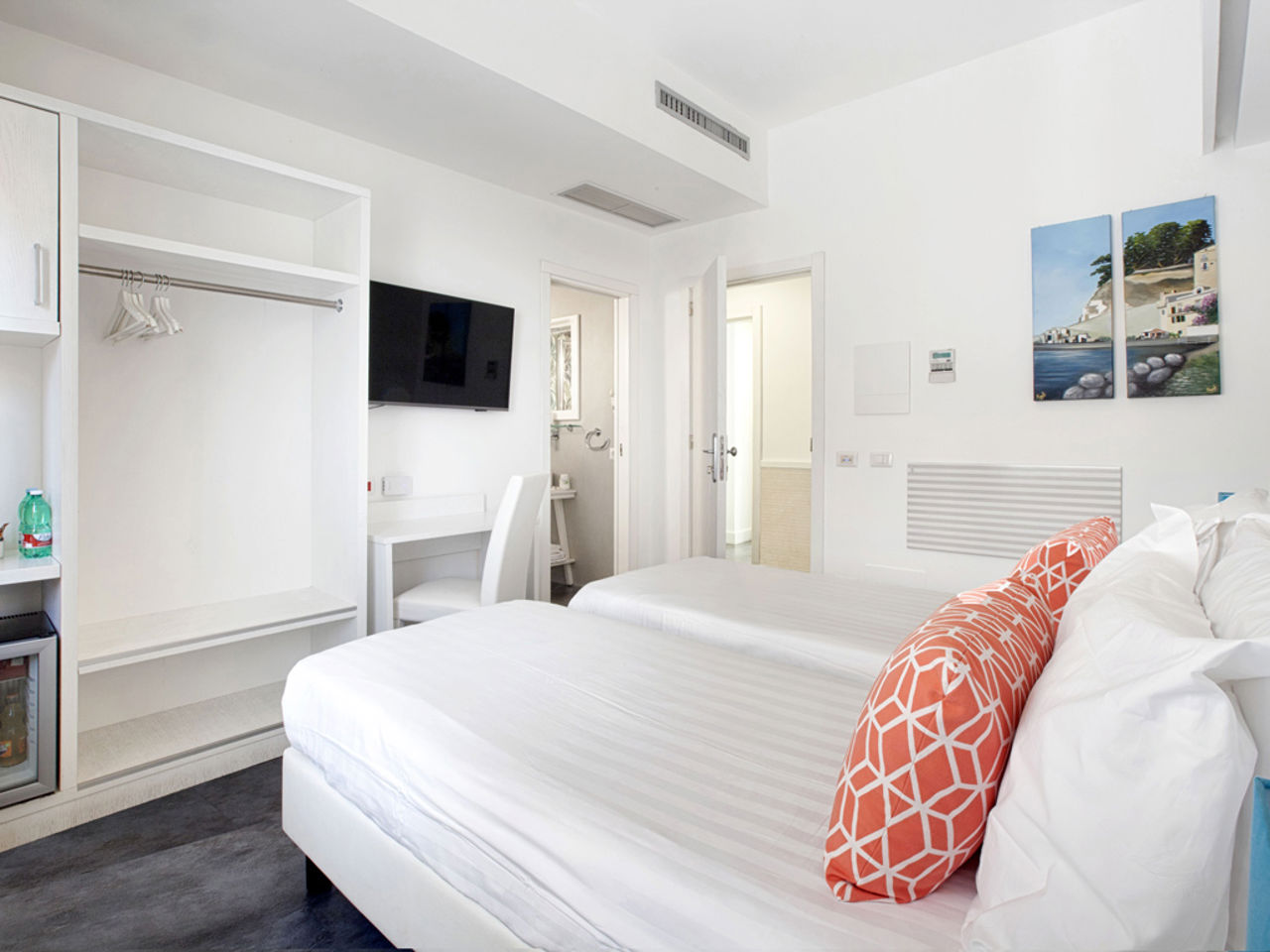 Tasso Suites & Spa Tasso Suites & Spa