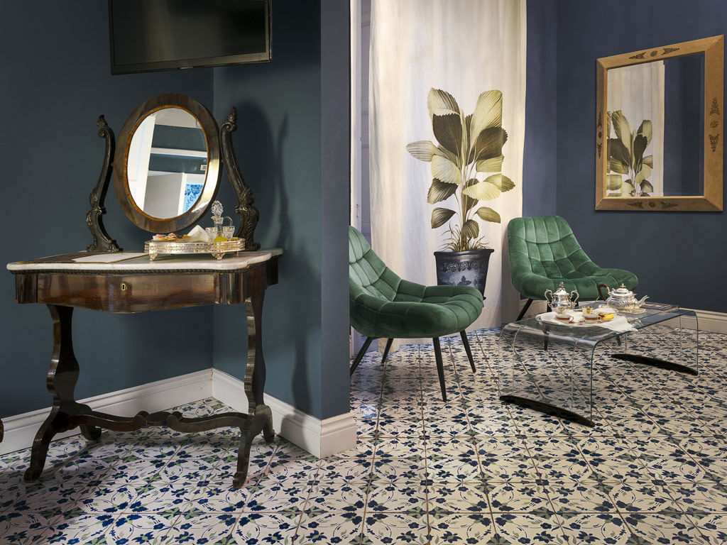 Palazzo Arone dei Baroni di Valentino Palazzo Arone dei Baroni di Valentino