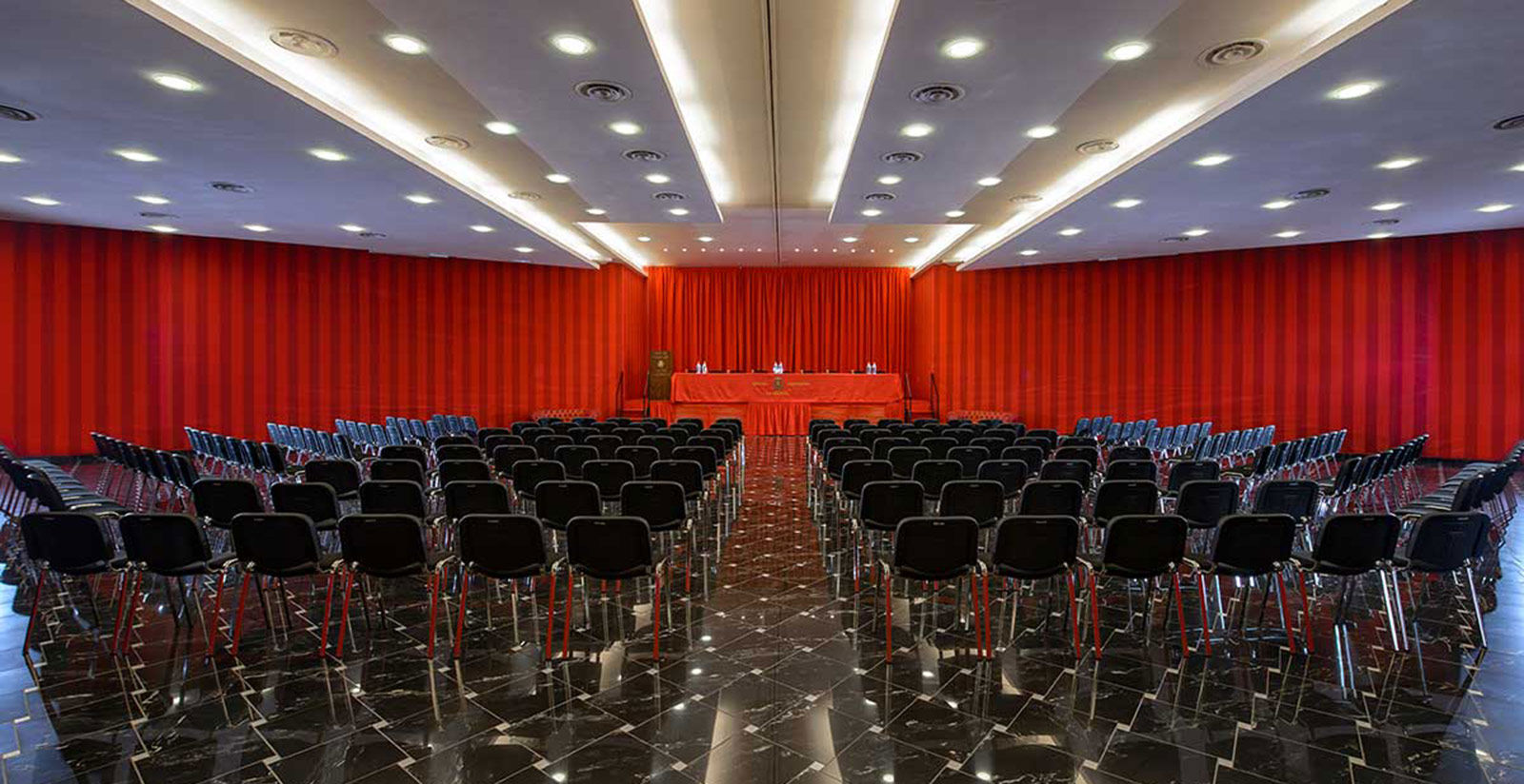 Hotel con centro congressi vicino Siena 7