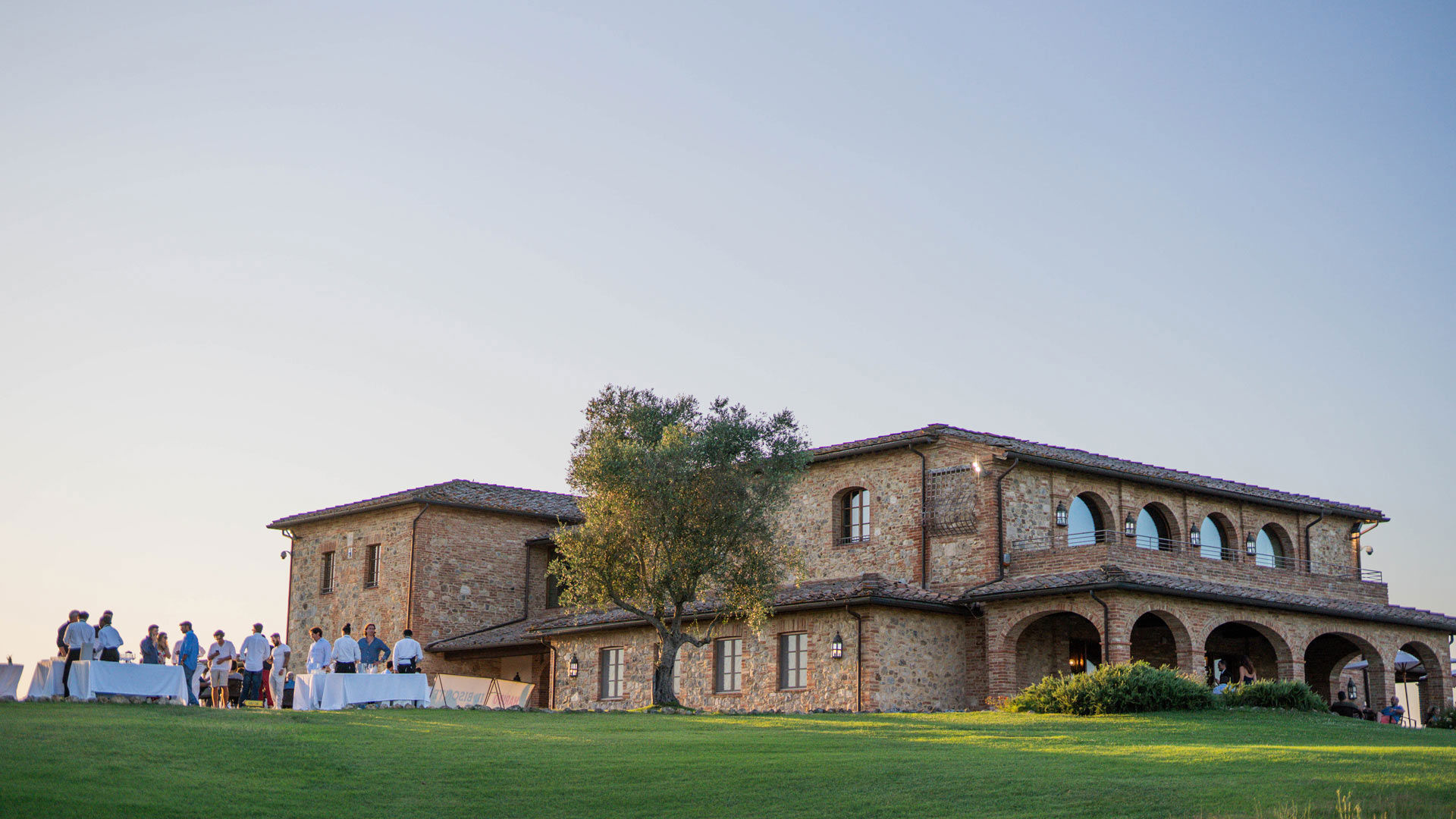 Clubhouse 11
