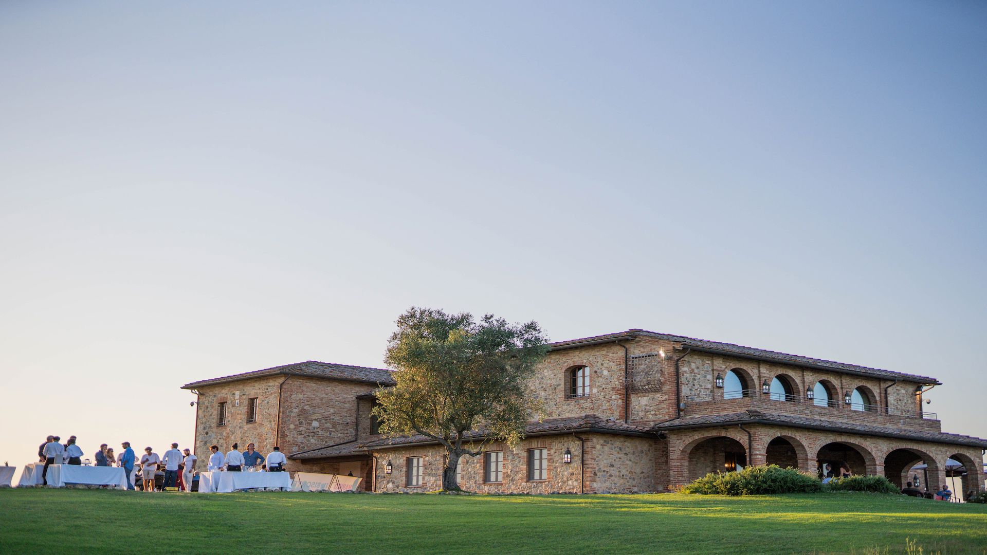 Location con spazi eventi e meeting vicino Siena 5