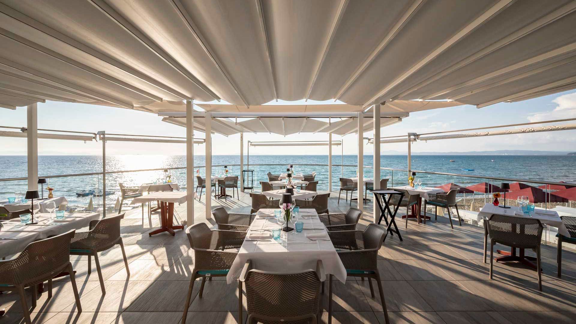 La Vela Restaurant - Mediterranean Cuisine with the sea view