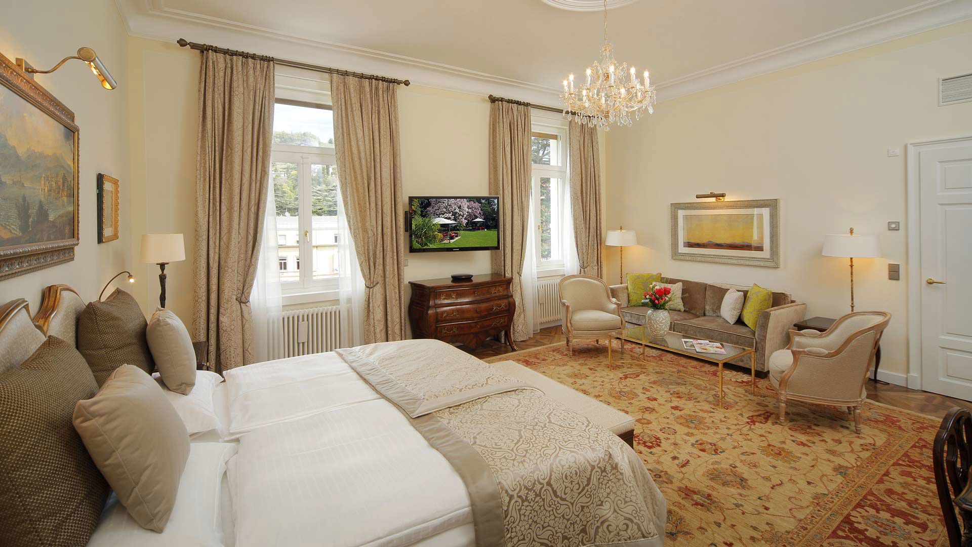 Our rooms and suites 7 Our rooms and suites 7