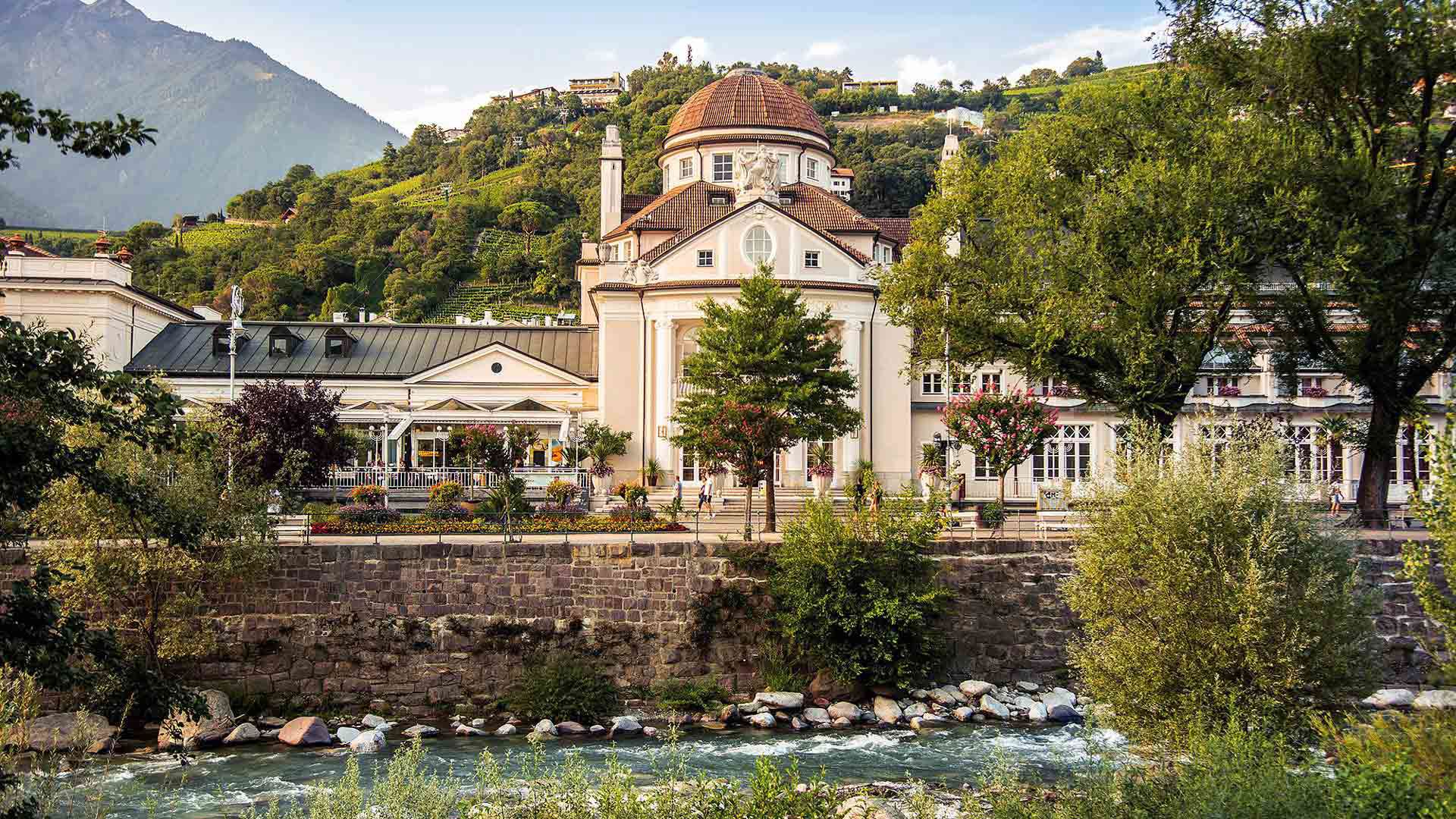 Hotel Palace Merano: Lusso storico e benessere unico 15