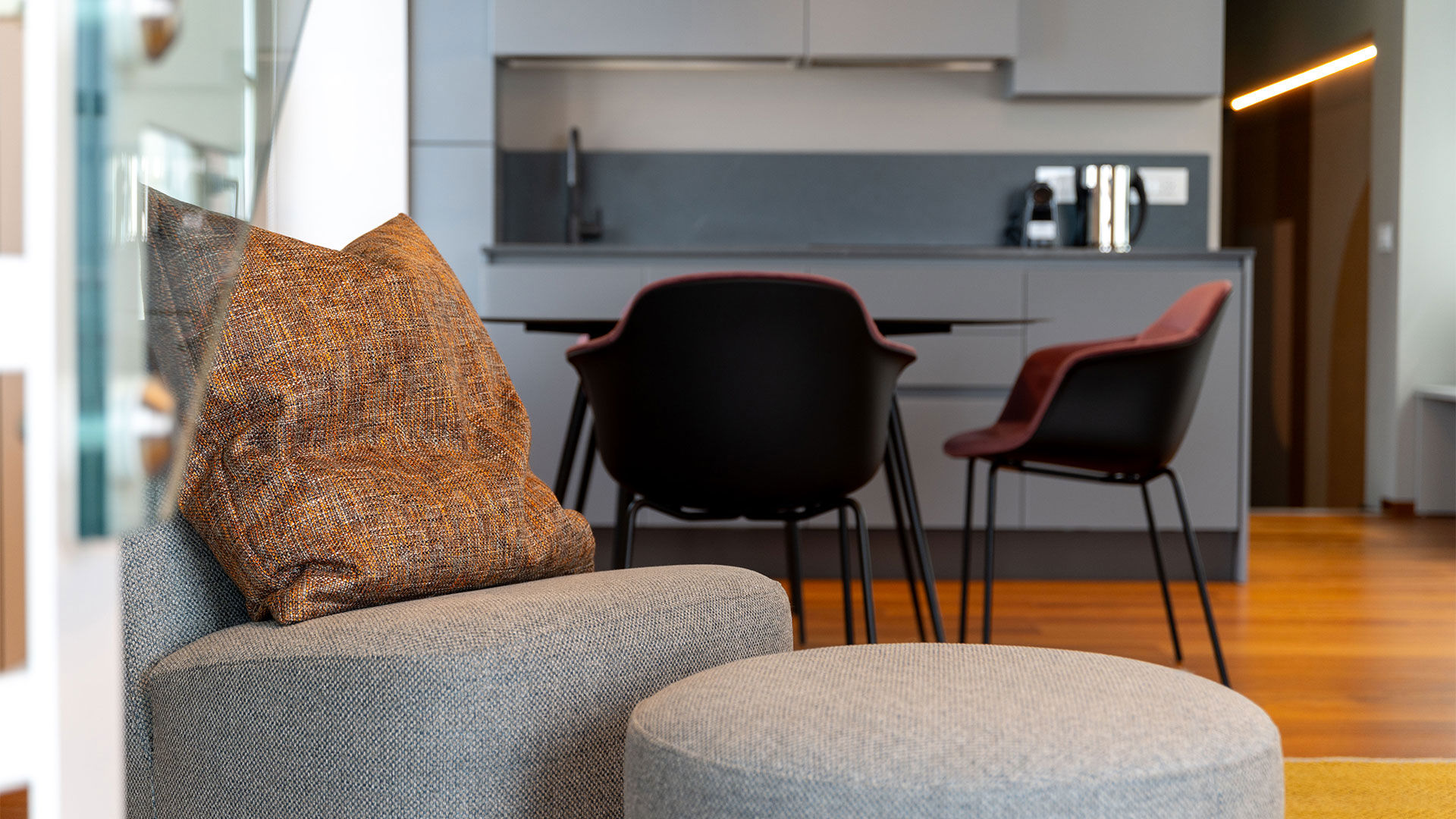 Suite Apartment 8
