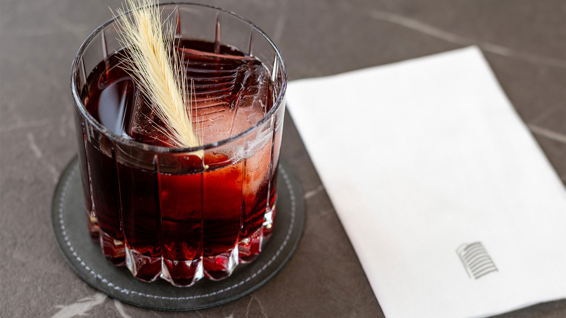 Lounge & Bistrot 12 Lounge & Bistrot 12