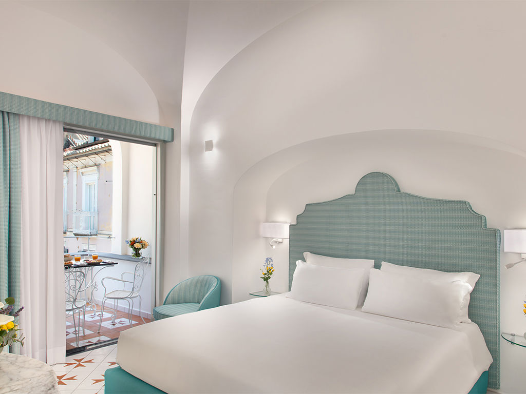 Deluxe Bell Tower View Room 4