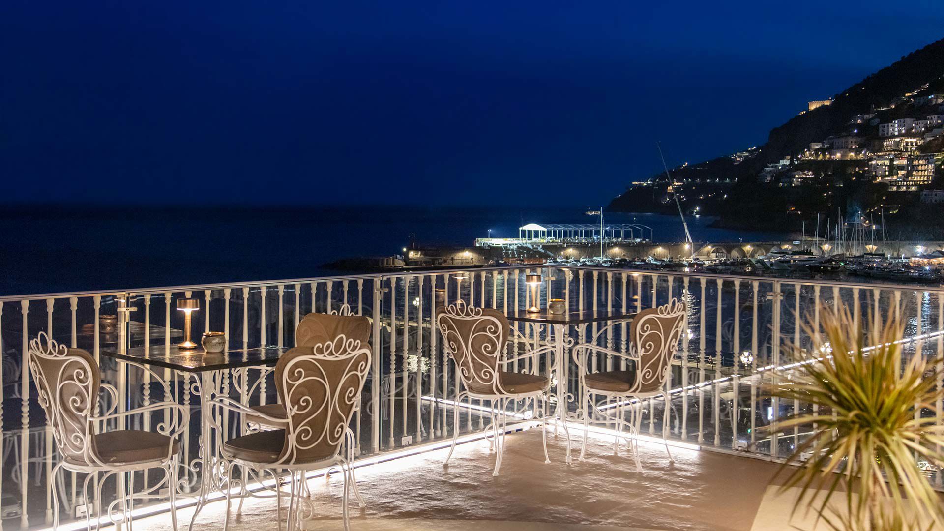 Signature Rooftop Cocktail Bar 18