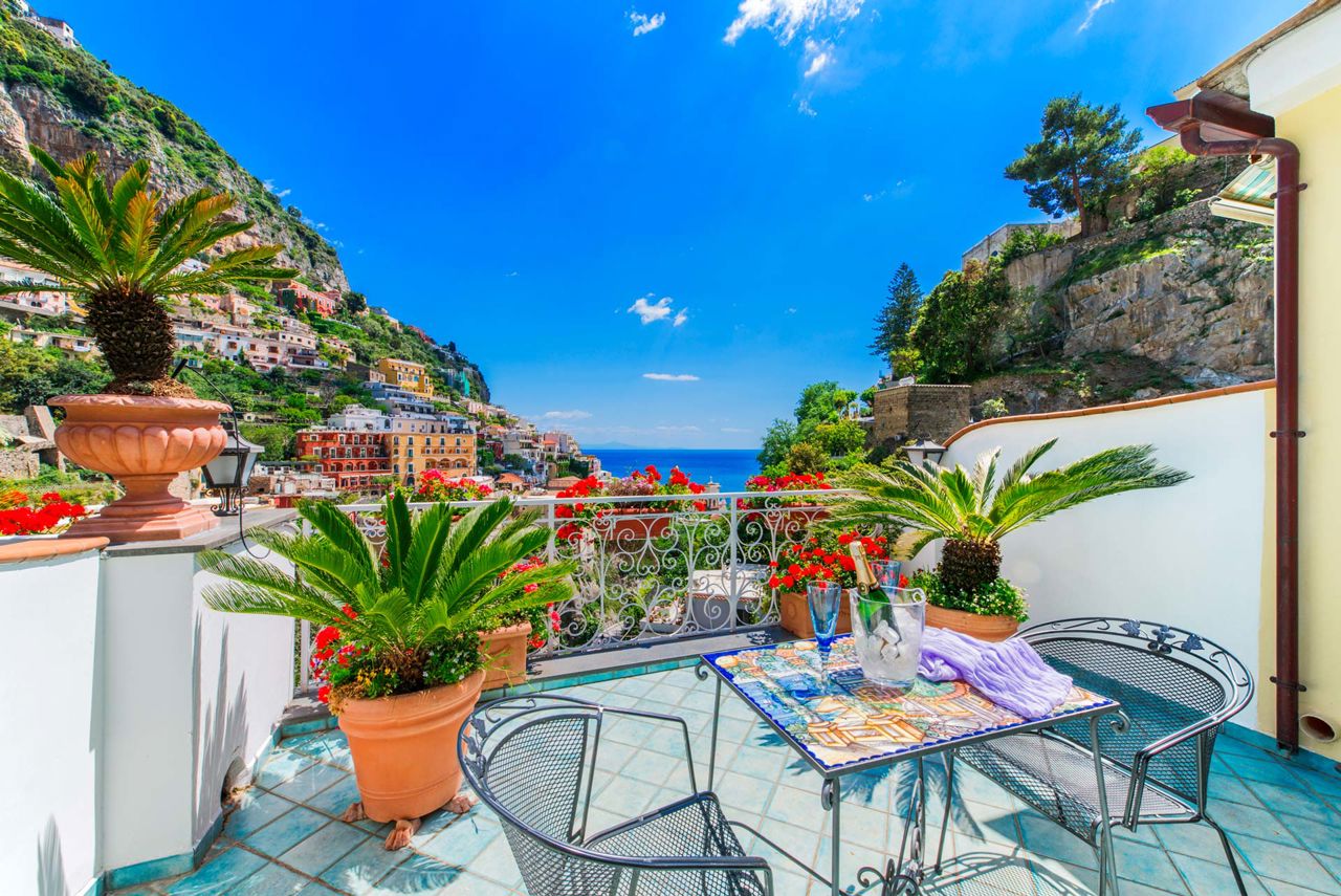 Una vista mozzafiato - Positano ai tuoi piedi Una vista mozzafiato - Positano ai tuoi piedi