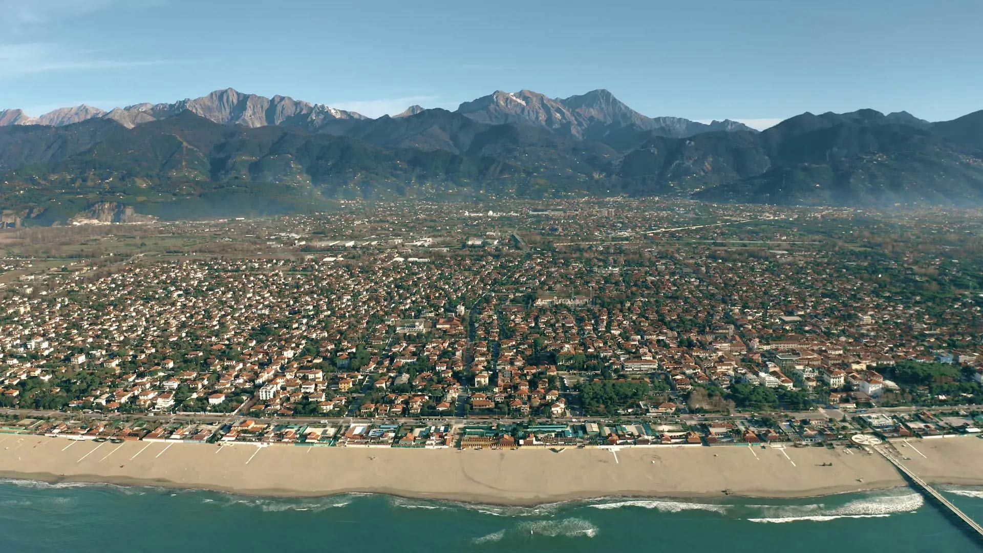 Bagno Felice Secondo view of Forte dei Marmi