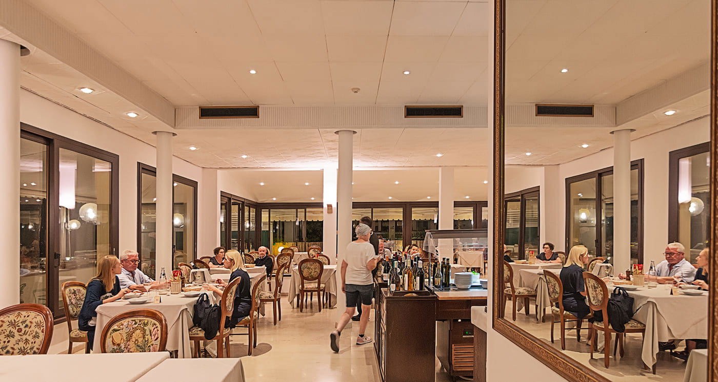 Restaurant 8