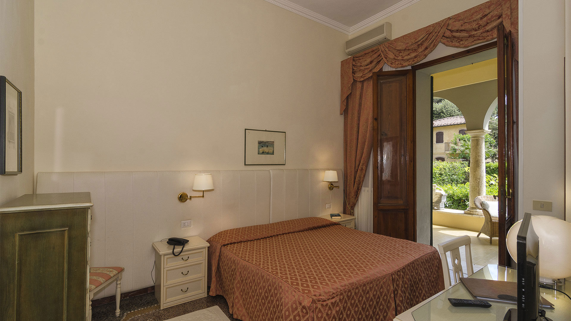 Superior-Doppelzimmer 8