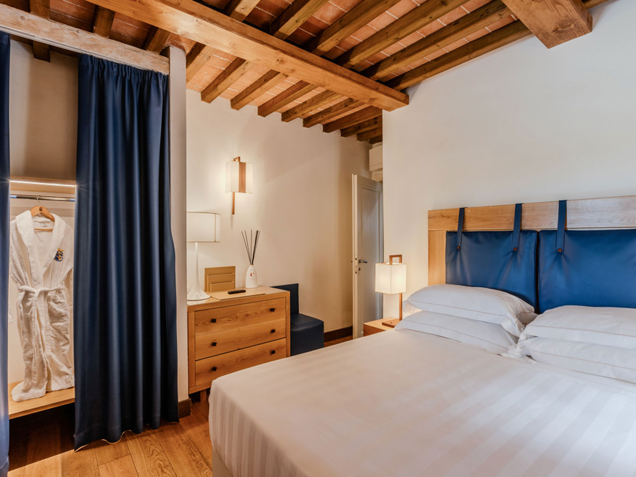 Azalea - Tre camere, una veranda sul verde e tutti i comfort per sentirsi a casa