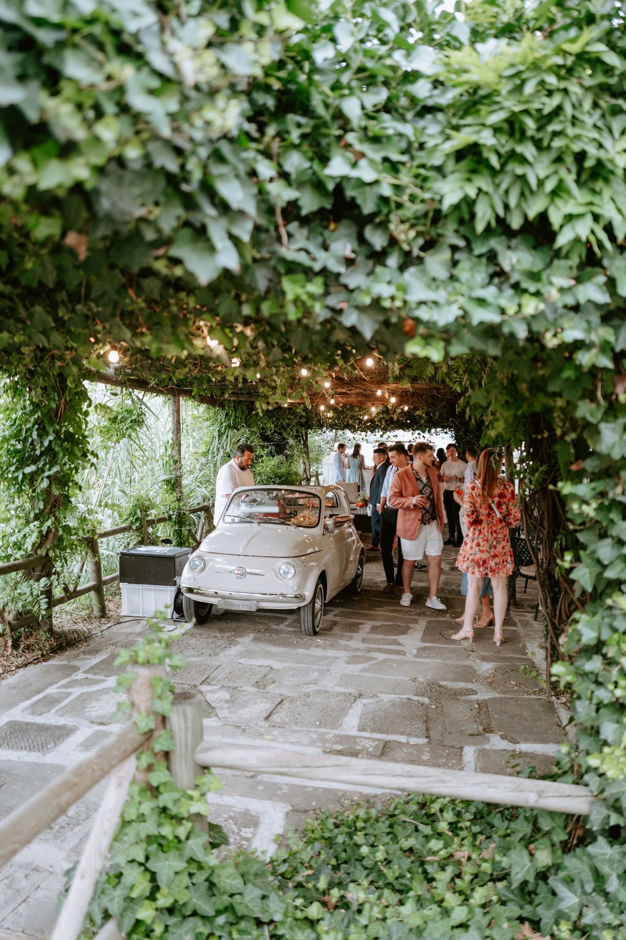 Pergolato - Fino a 150 ospiti, in base alla disposizione