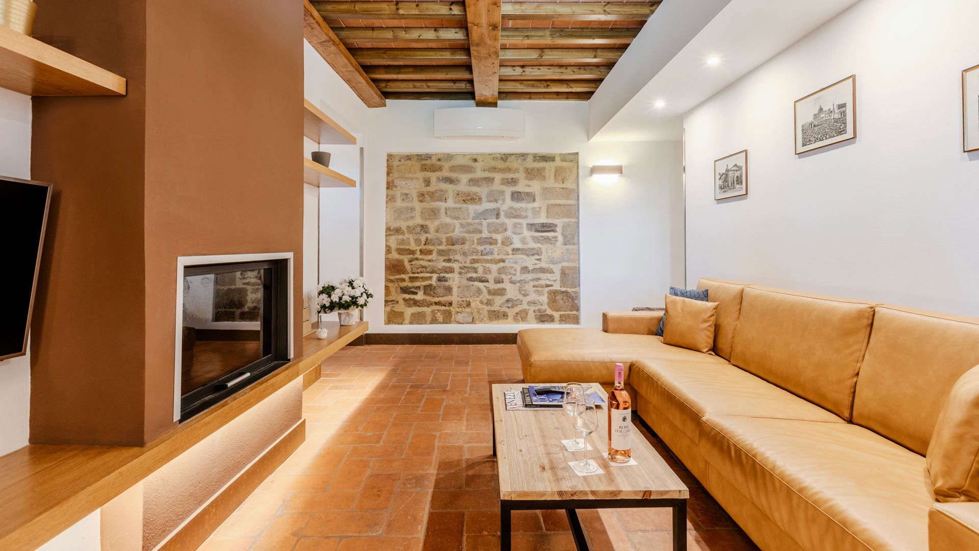 Azalea - Tre camere, una veranda sul verde e tutti i comfort per sentirsi a casa