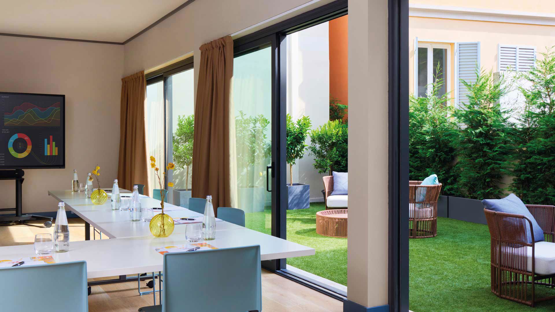 Sala Meeting – NEMI Hotel Milano 8 Sala Meeting – NEMI Hotel Milano 8