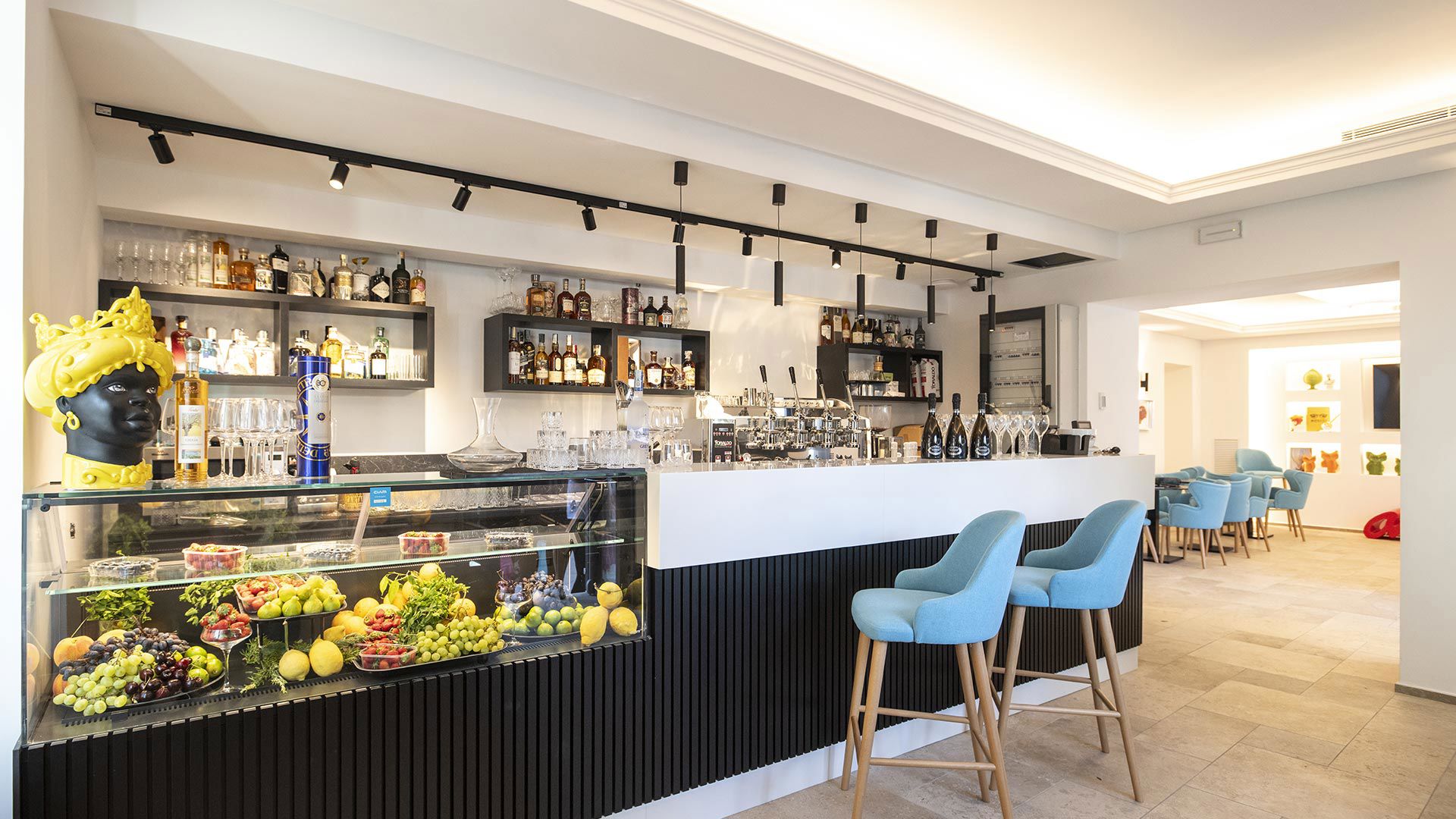 Restaurant and Bar 1