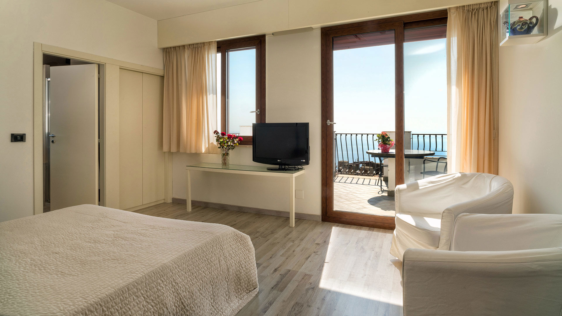 Camere 1