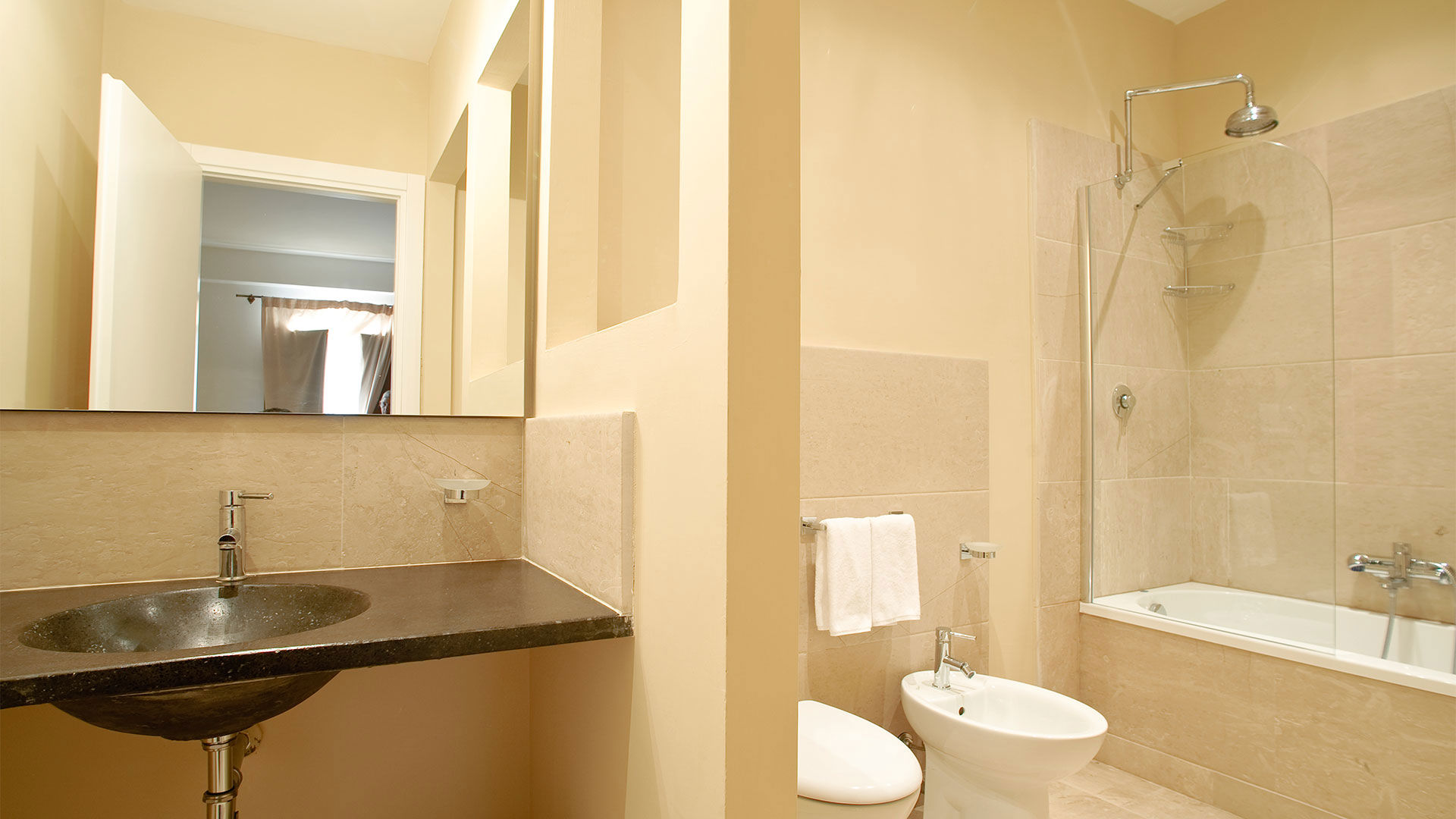 Garden Deluxe Room 5