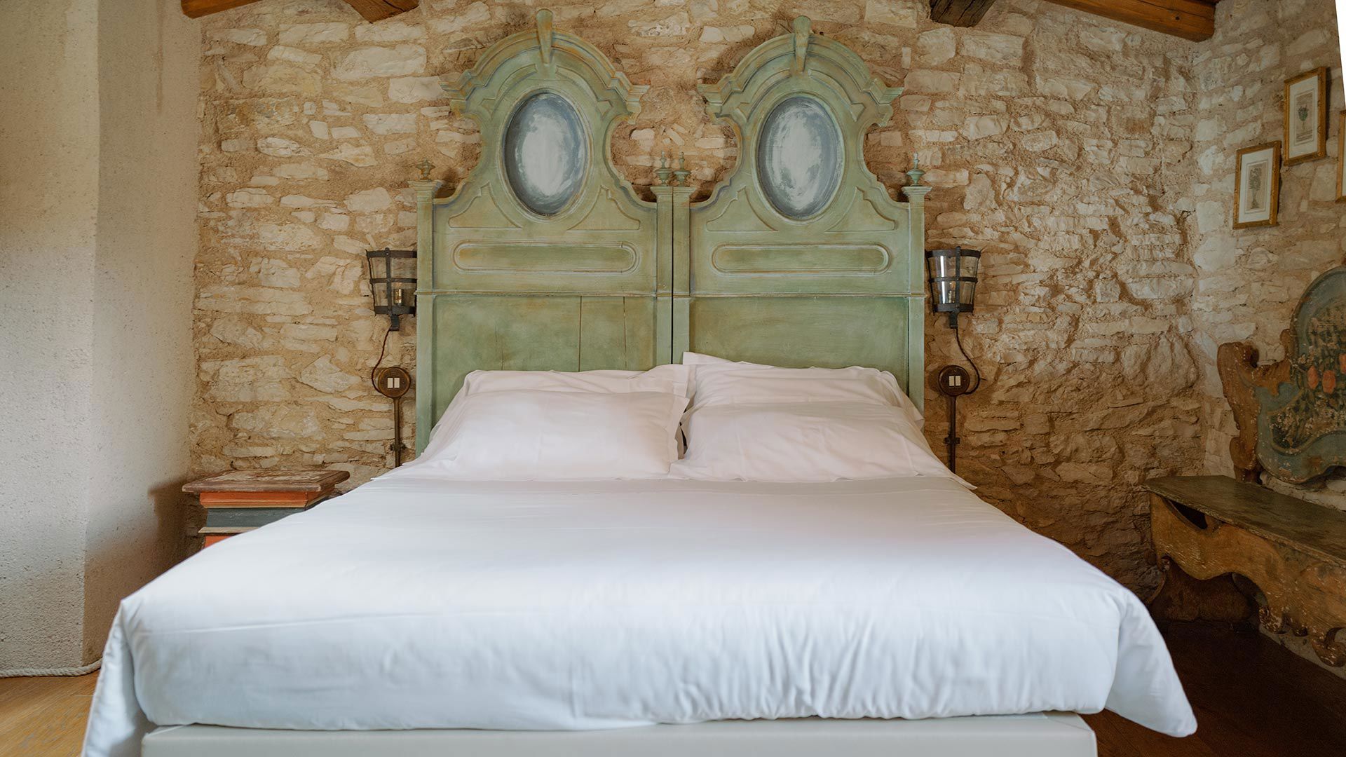 Rooms & Suite 10 Rooms & Suite 10