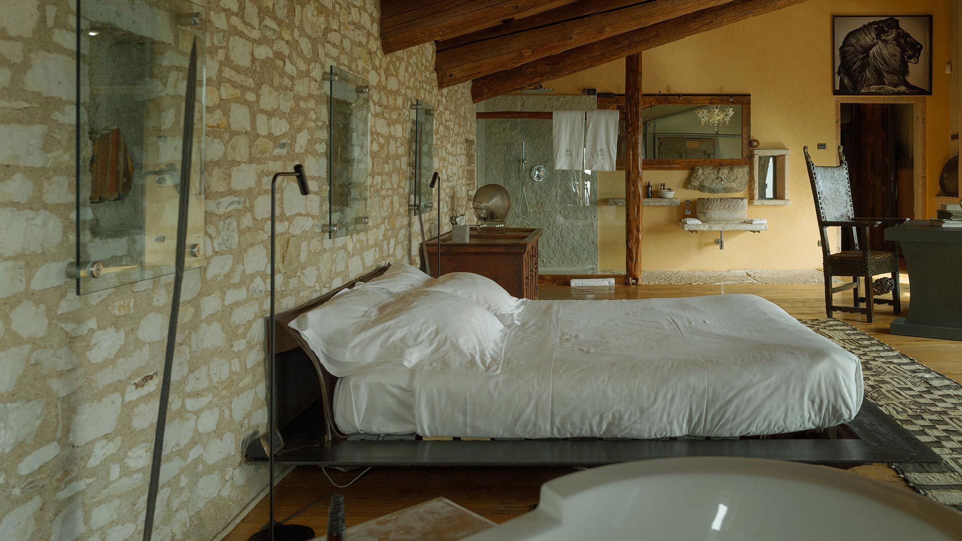 Rooms & Suite 11 Rooms & Suite 11