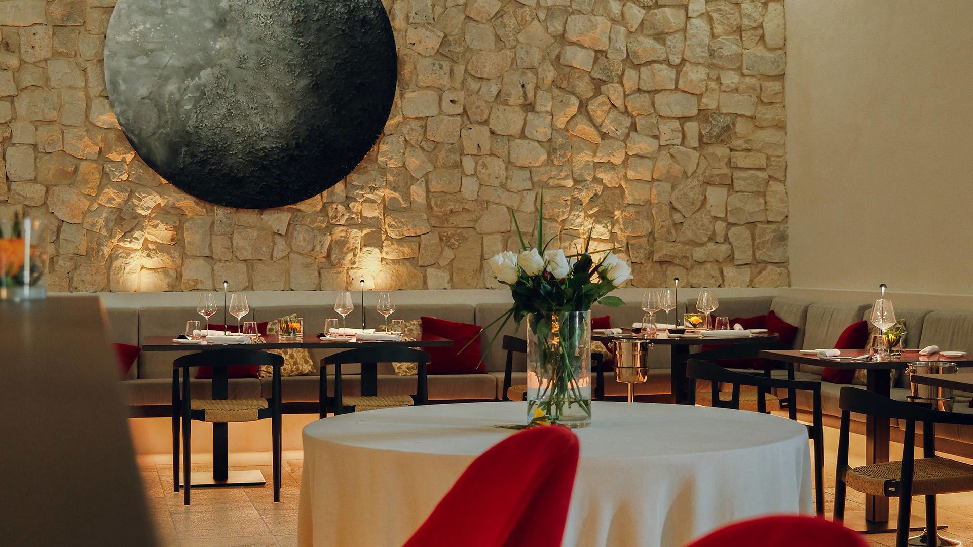 Restaurant: Nuove Tradizioni - Exclusive, romantic and intimate
