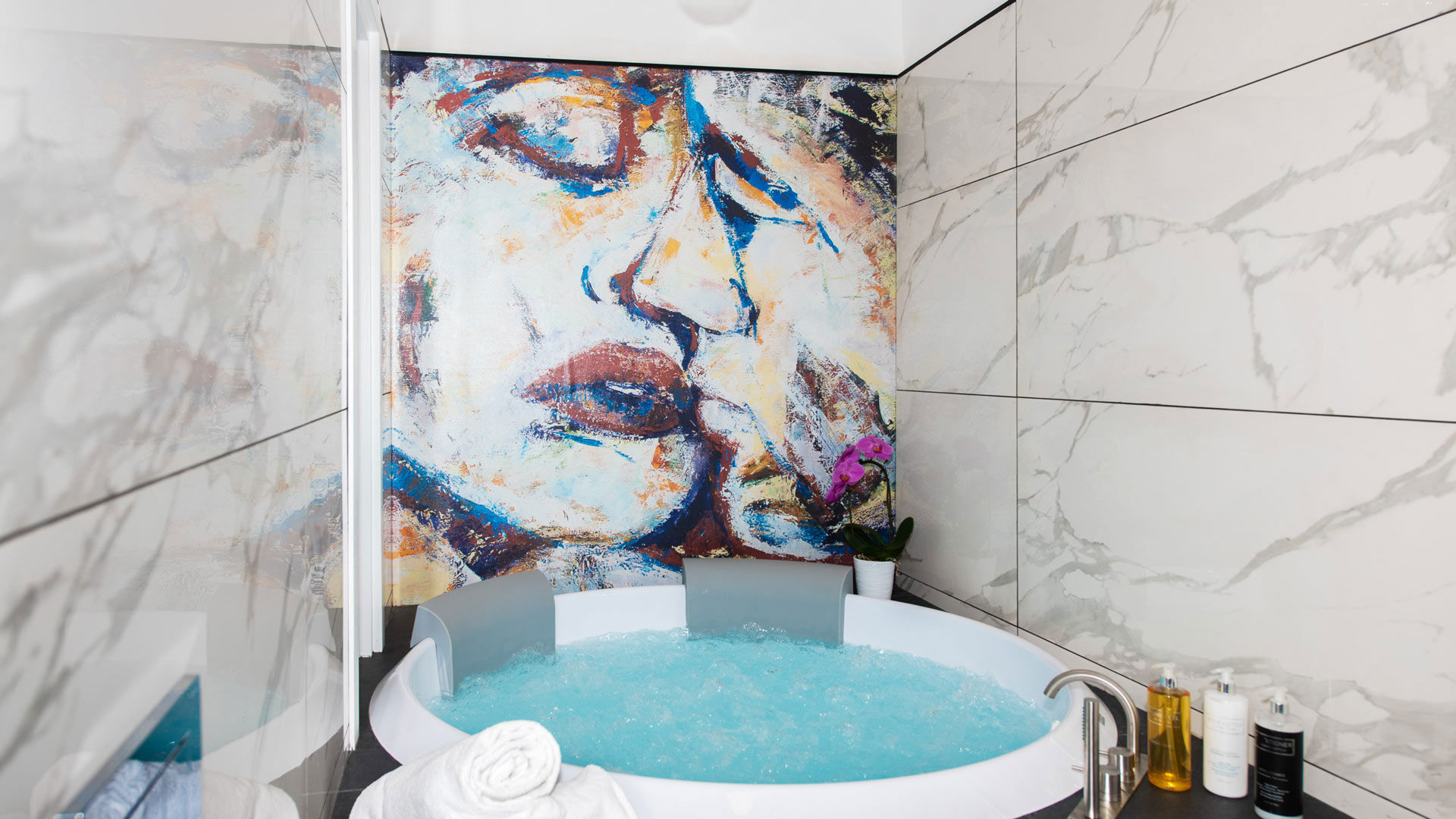 Art Hotel 10