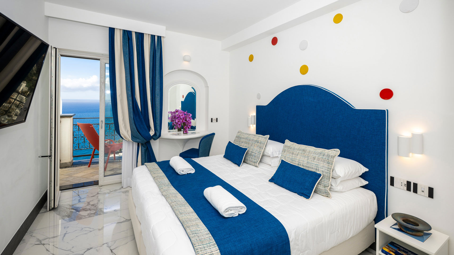 Deluxe Seaview