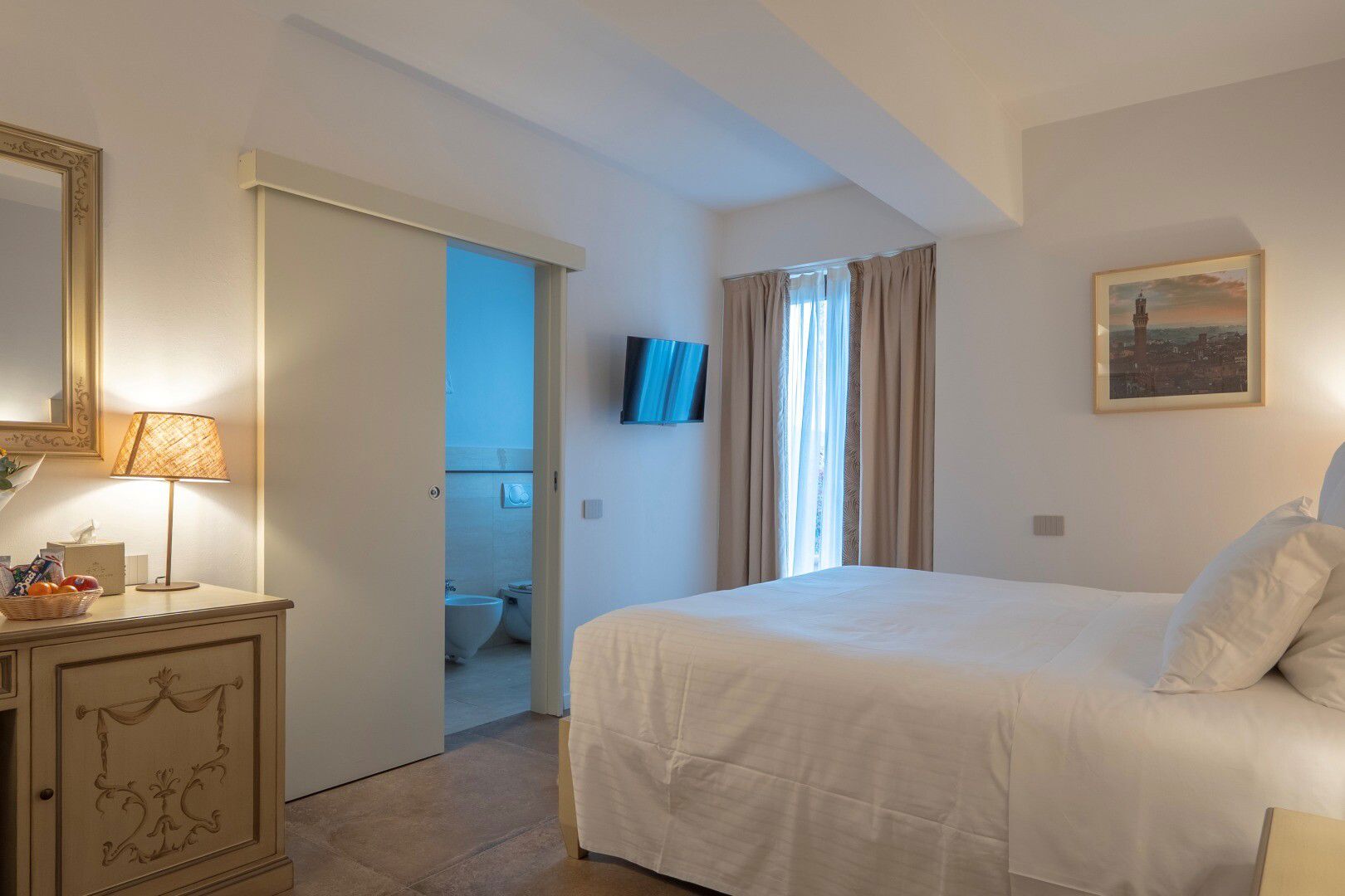 Superior Signature Room 3